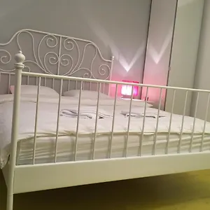 Апартаменты Green Apartment, Бухарест
